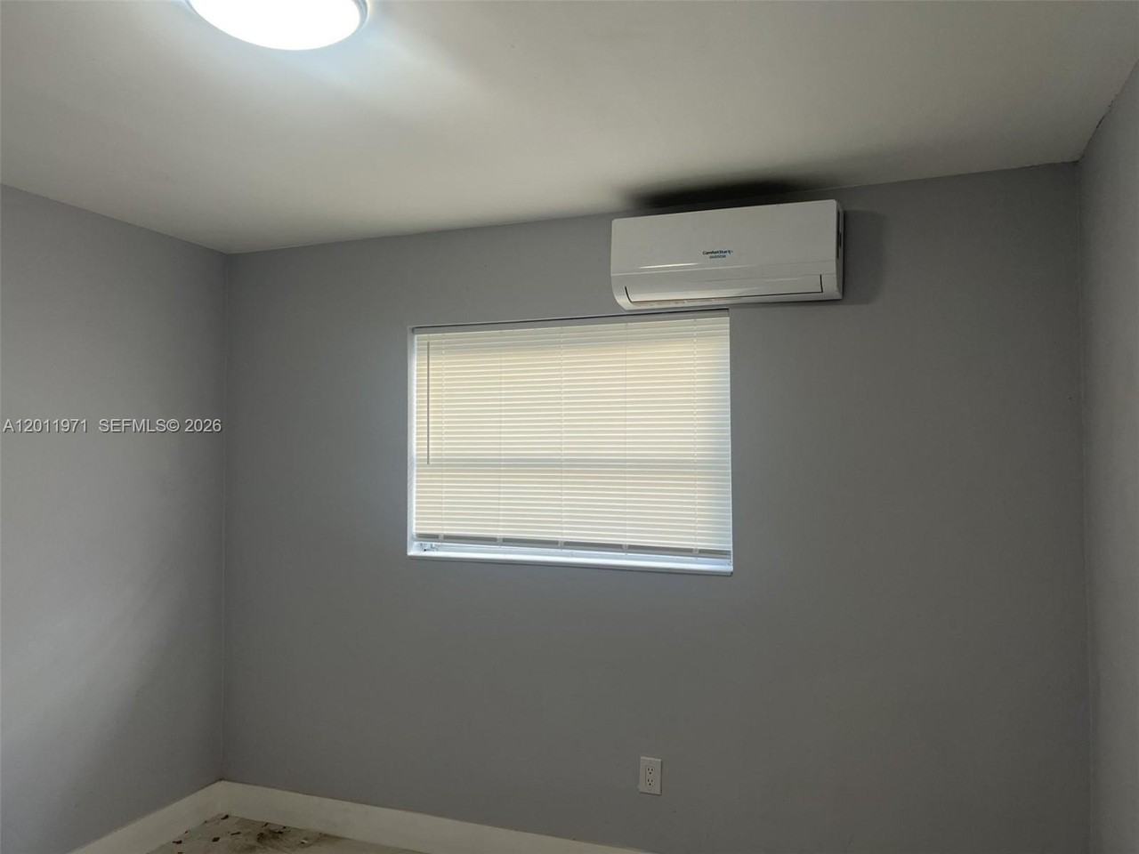 1067 Nw 24th St #1067 - Photo 2 of 5