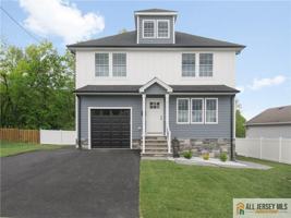 featured image of 211 Prospect St