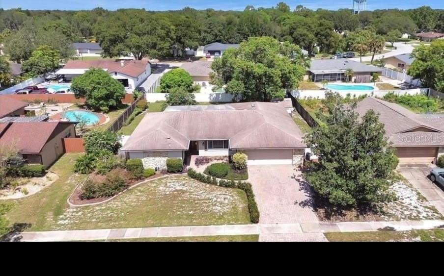 6792 Tamarind Cir - Photo 2 of 5