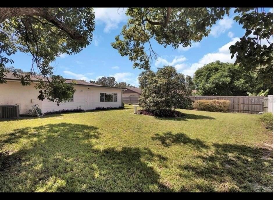 6792 Tamarind Cir - Photo 3 of 5