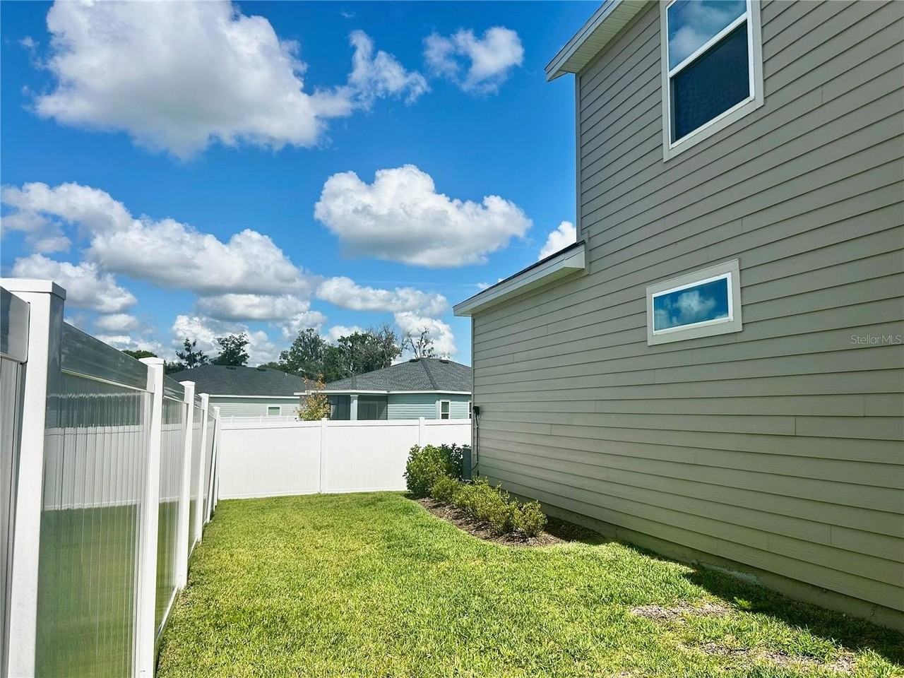 4530 Nw 14th Loop - Photo 4 of 40