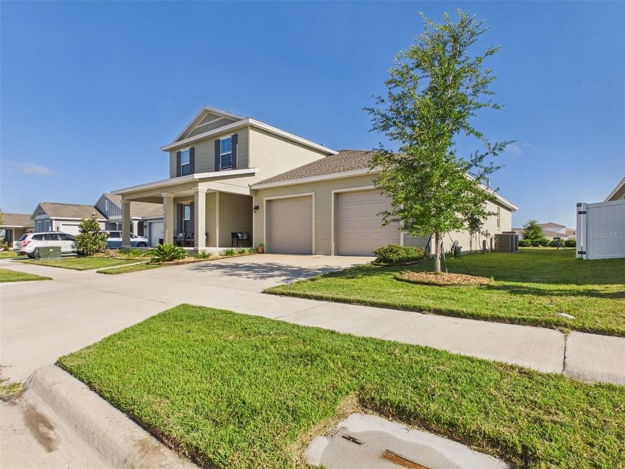 7251 Sw 60th Ln - Photo 2 of 32