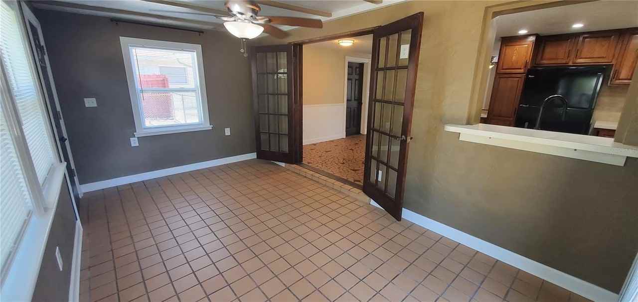 2848 E Mark Dr - Photo 7 of 22