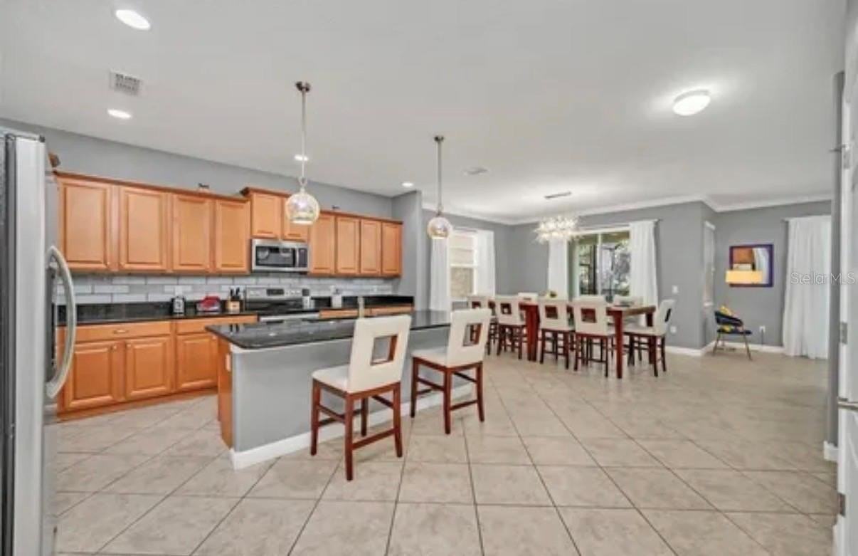 8854 Candy Palm Rd - Photo 4 of 40