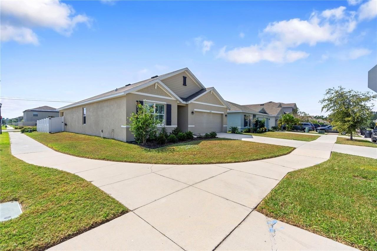 10233 Opaline Sky Pl - Photo 6 of 42