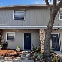 10128 Lake Oak Cir - Photo 1 of 1