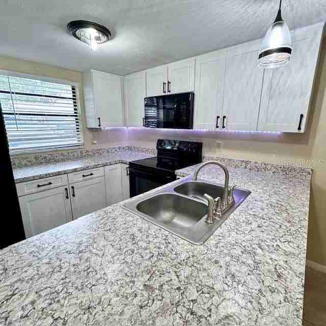 10128 Lake Oak Cir - Photo 6 of 21