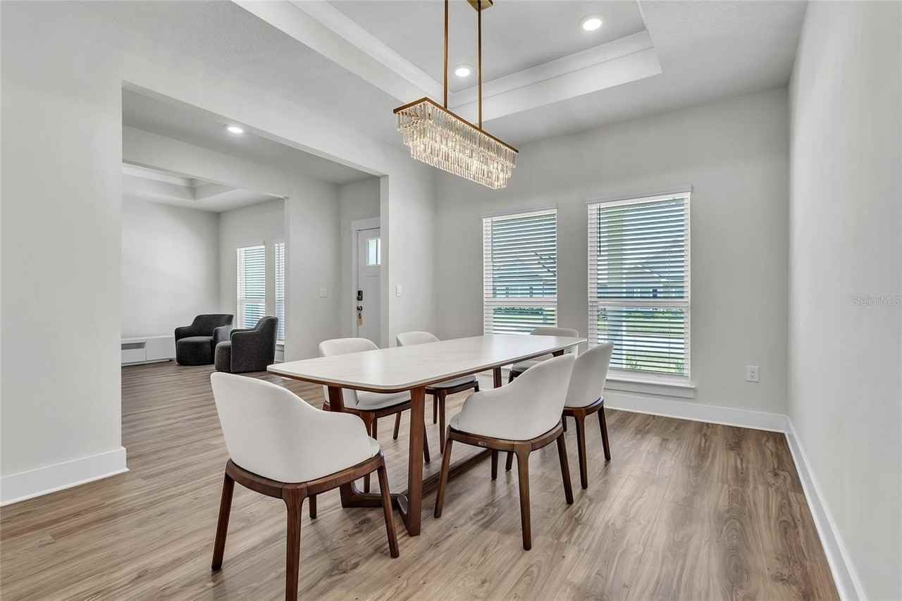 5531 Blake Ln - Photo 6 of 48