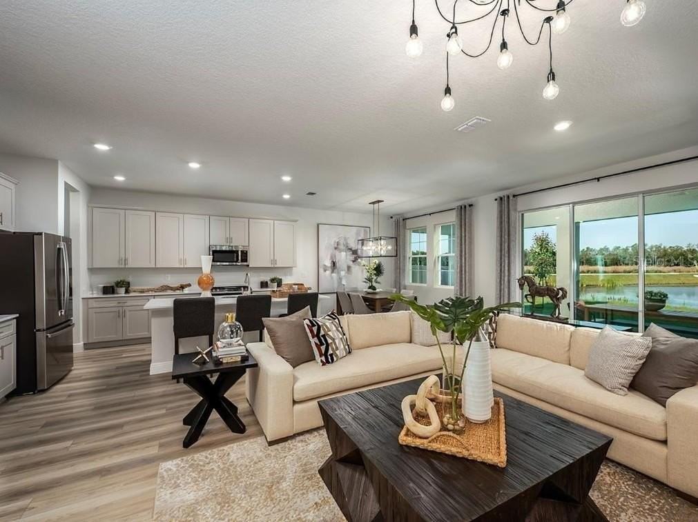 10009 Surrey Rose Dr - Photo 4 of 17