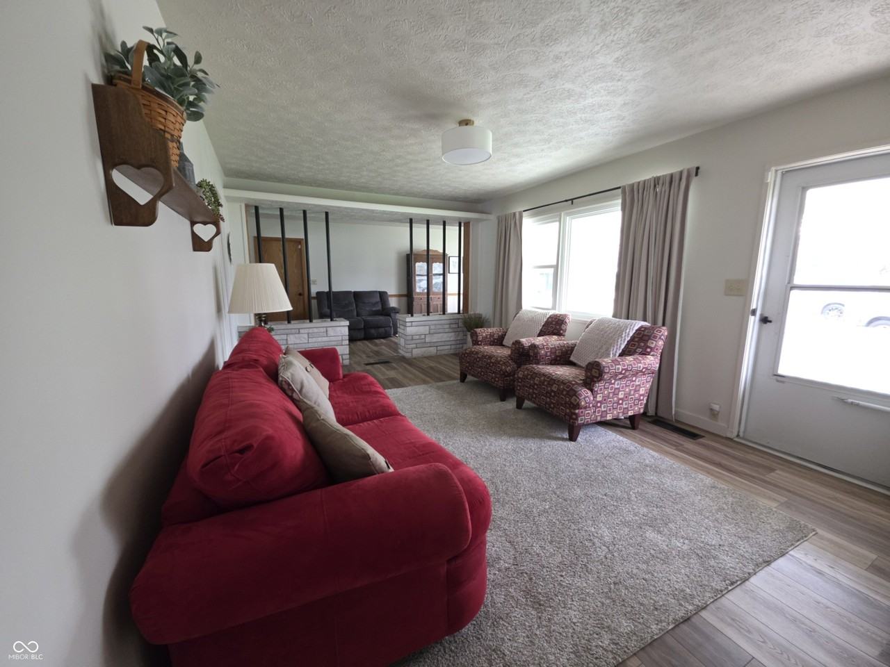 806 Harney Dr - Photo 5 of 20