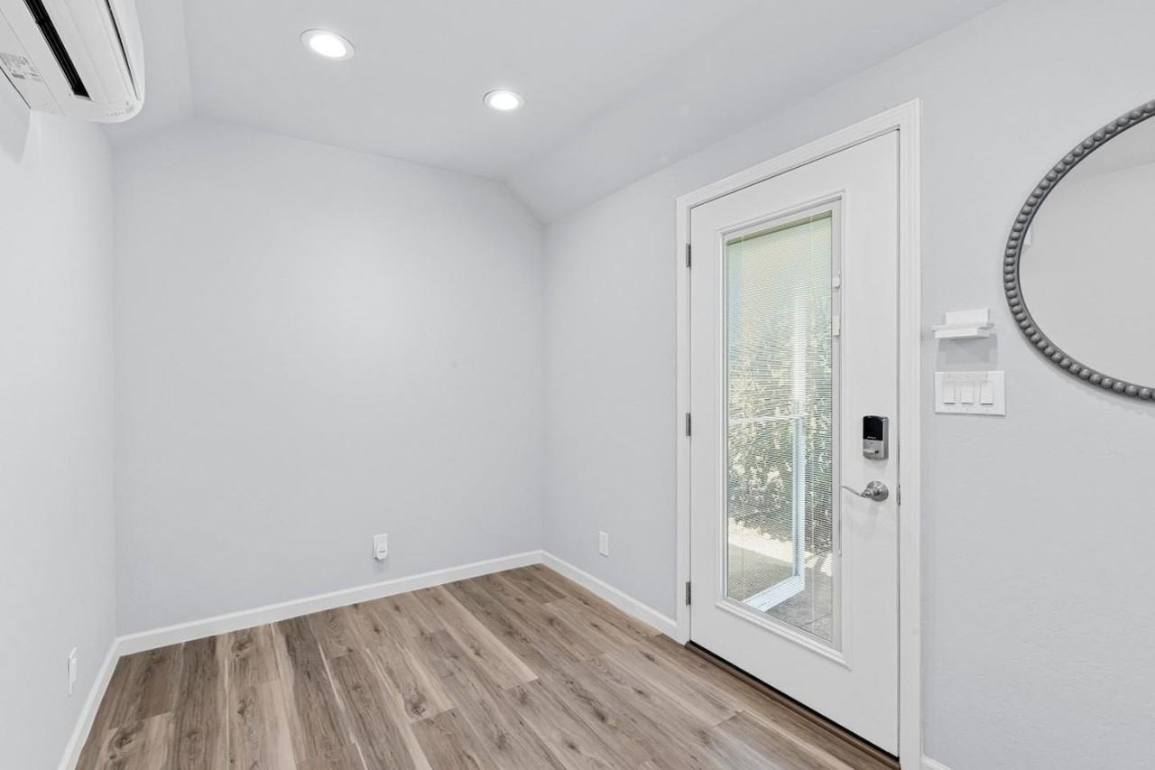 17267 James Lex Ln - Photo 3 of 16