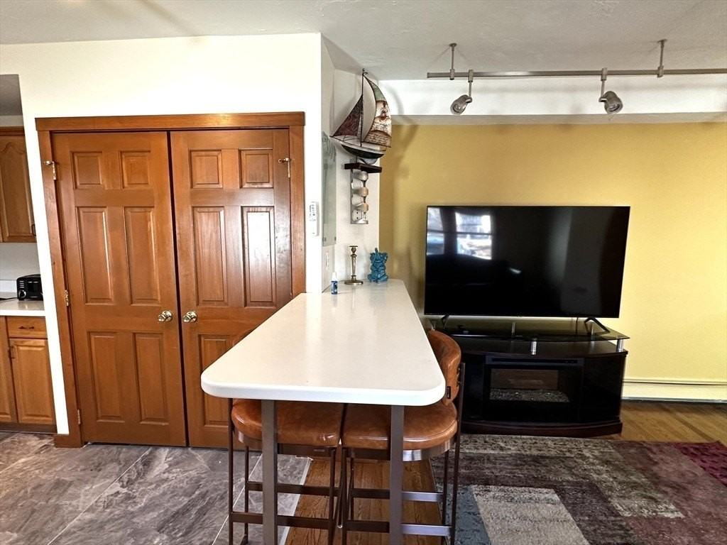 90 Belknap St - Photo 6 of 18