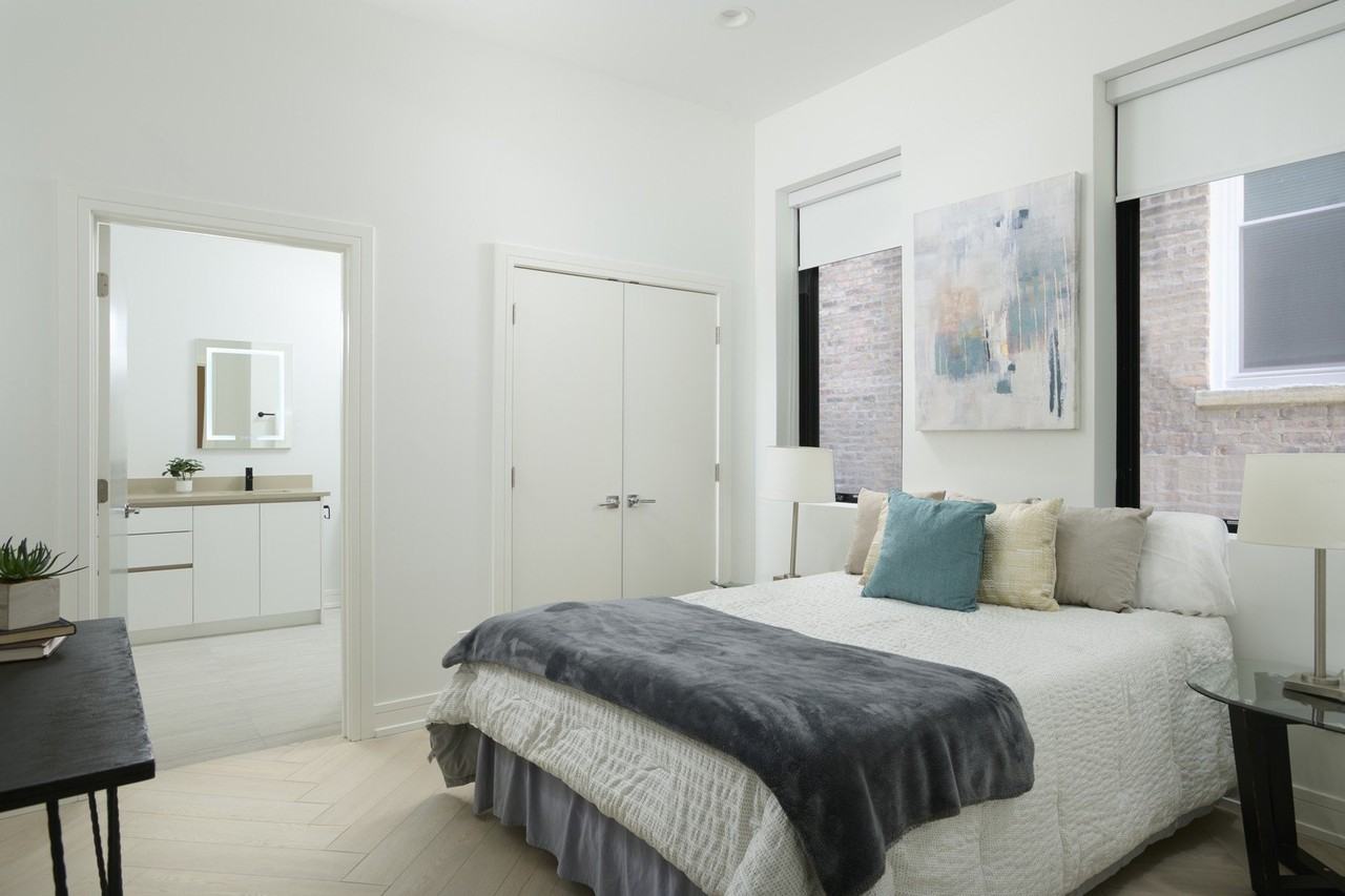 1500 N Wieland St #2S - Photo 5 of 6