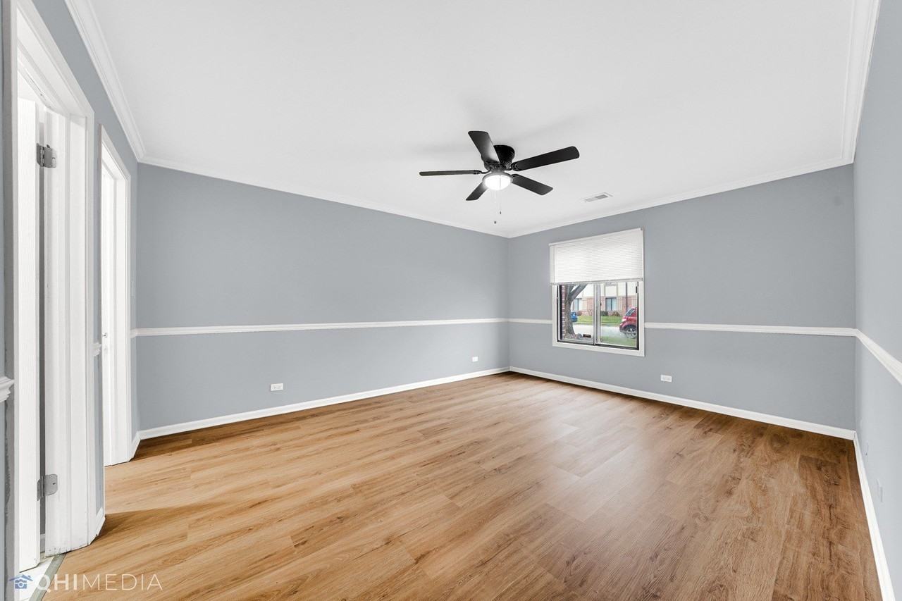 917 Knottingham Dr #1A - Photo 5 of 25