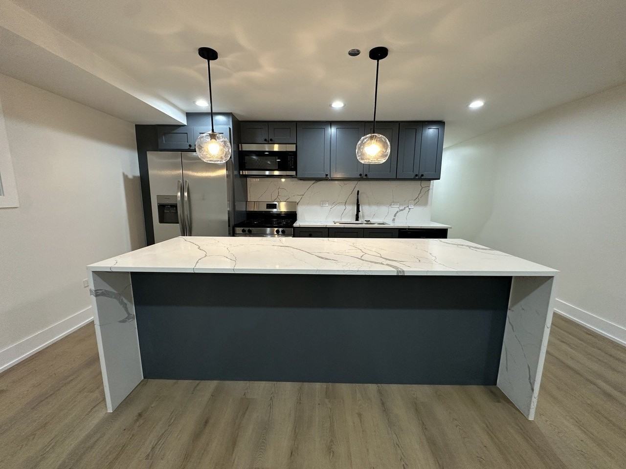 4338 N Clarendon Ave #GN - Photo 4 of 16