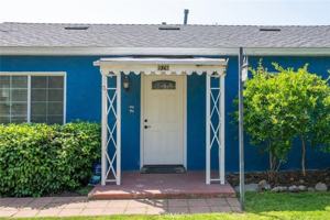 featured image of 926 W Palm Ave
