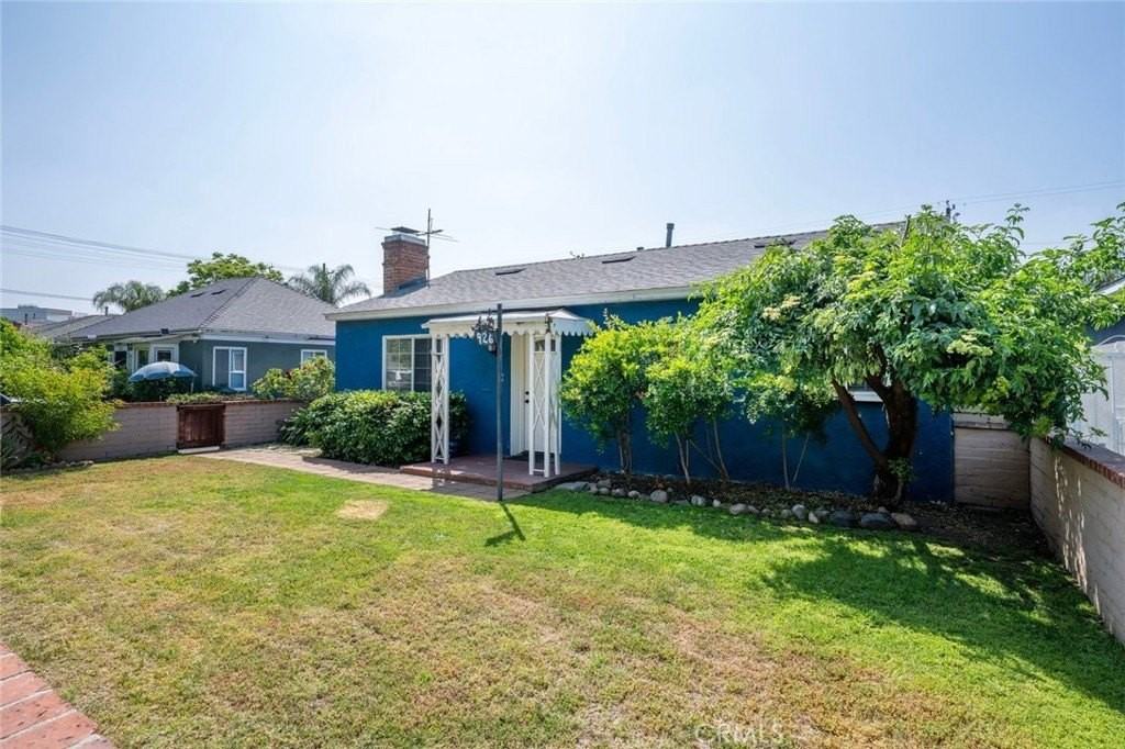 926 W Palm Ave - Photo 2 of 33