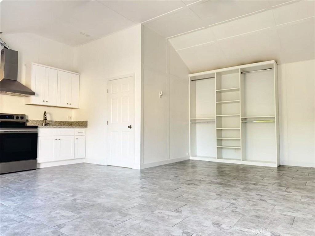 3233 3233 #ADU E Cameron Avenue - Photo 3 of 11