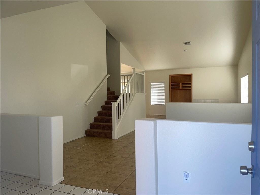 13533 Princeton Dr - Photo 3 of 18