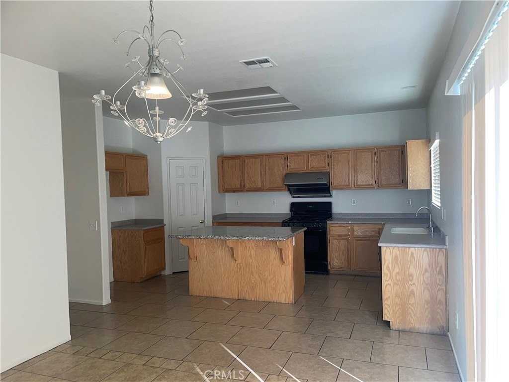 13533 Princeton Dr - Photo 7 of 18