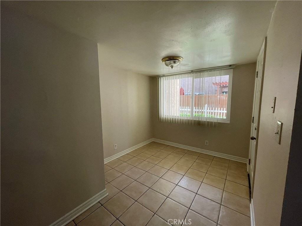 1408 Huntington St - Photo 6 of 21