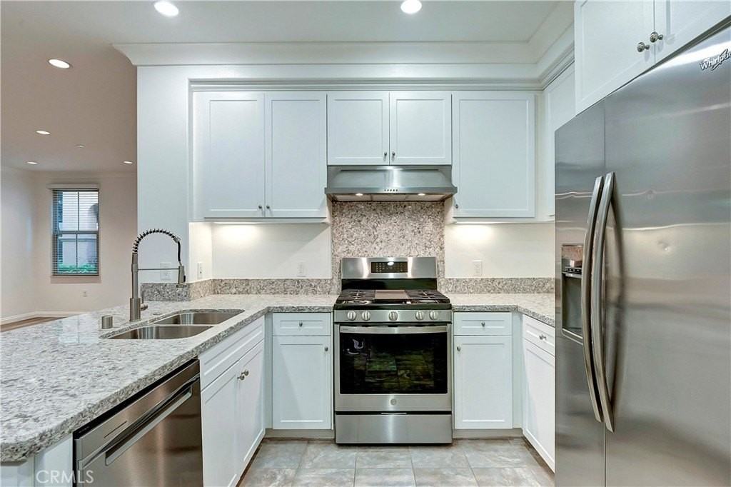 70 Kempton - Photo 5 of 34