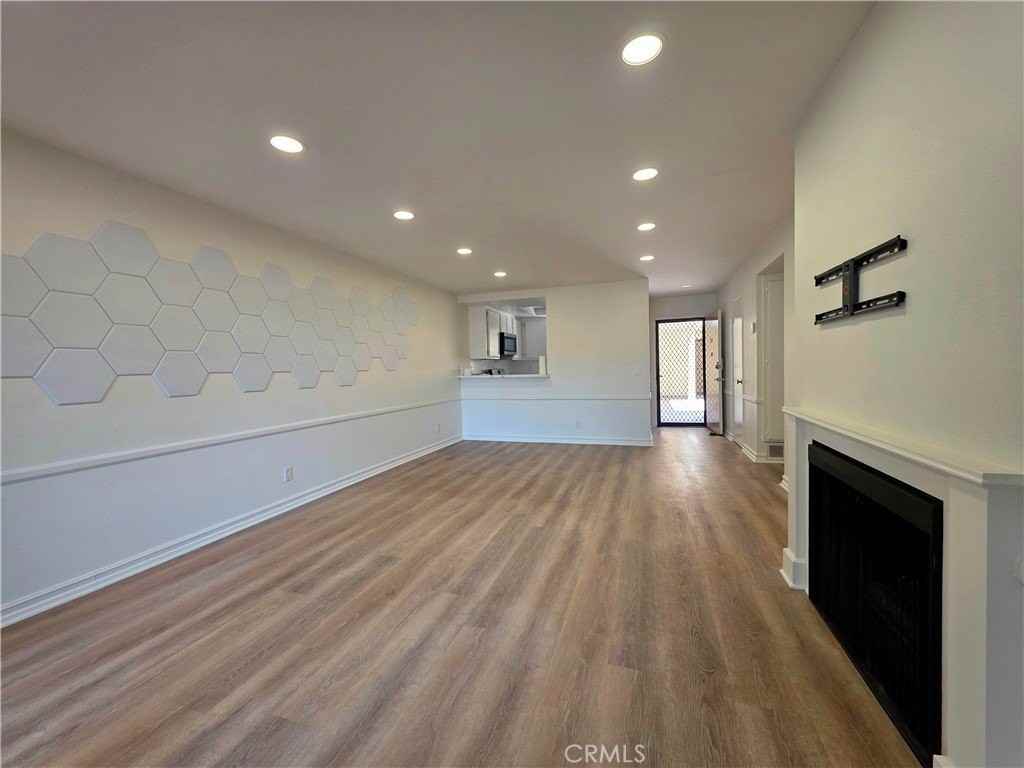 3845 Farquhar Ave - Photo 4 of 27