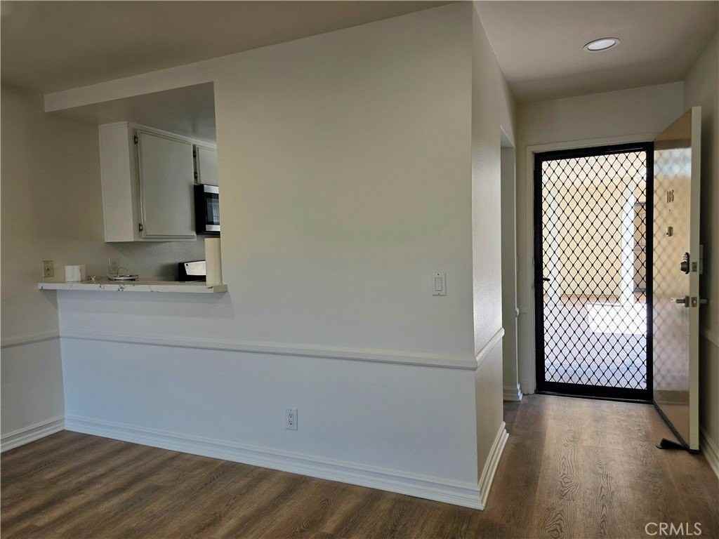 3845 Farquhar Ave - Photo 5 of 27