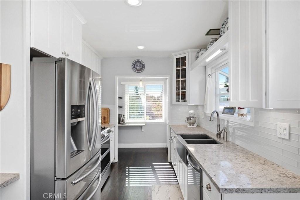 1812 W Santa Cruz St - Photo 3 of 21