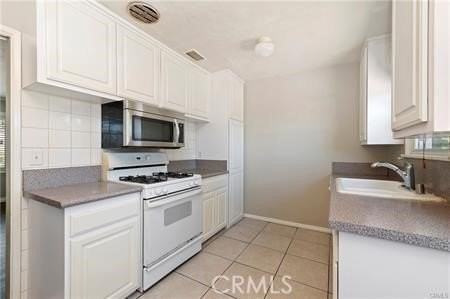 823 Filbert St - Photo 6 of 15