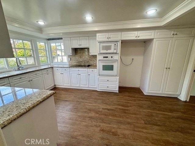 3571 Carnation Cir
