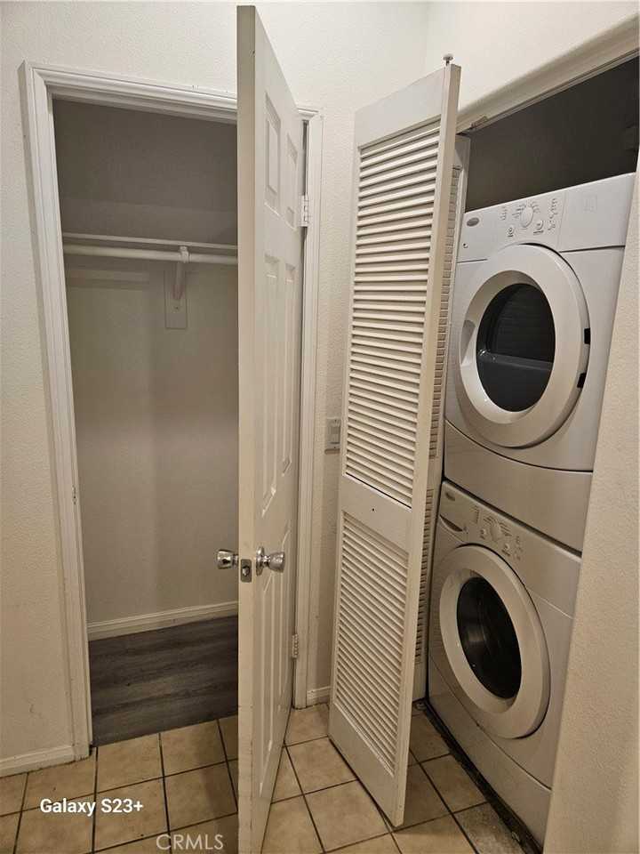 13285 Copra Ave - Photo 6 of 15
