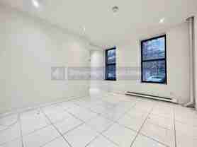 320 Manhattan Ave - Photo 1 of 1