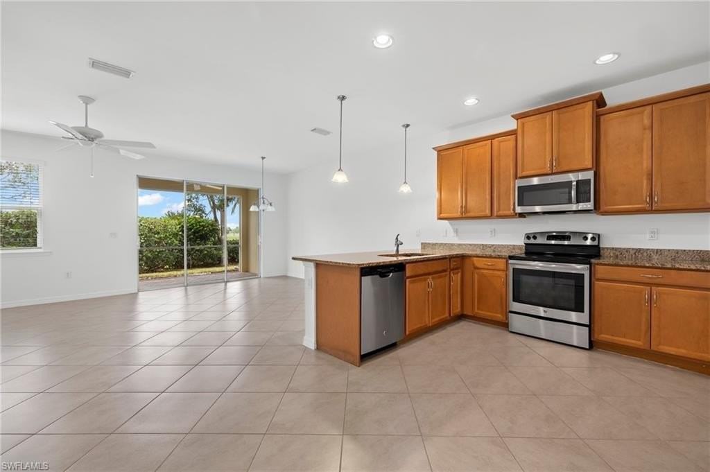 10818 Alvara Way - Photo 7 of 26