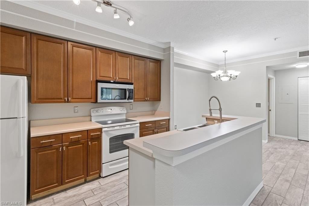 11561 Villa Grand #716 - Photo 6 of 27