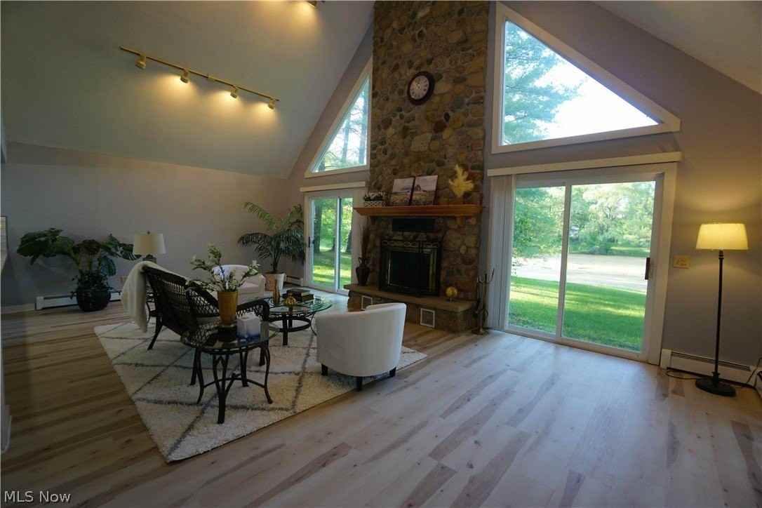 14543 Ensign Rd - Photo 4 of 32