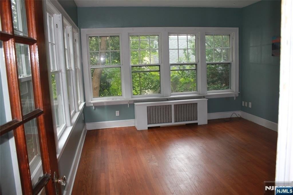 25 N Monroe St - Photo 4 of 24