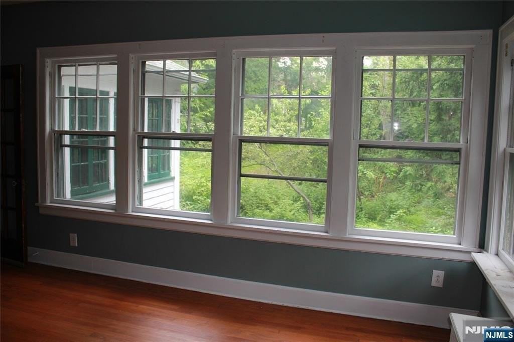 25 N Monroe St - Photo 7 of 24