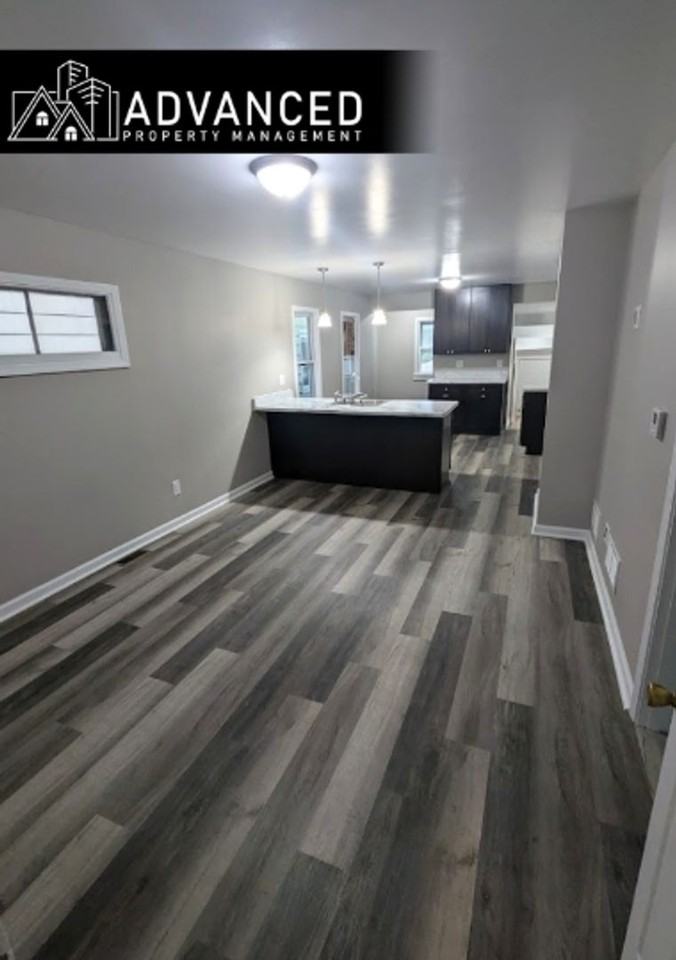 661 S 60th St - Photo 7 of 8