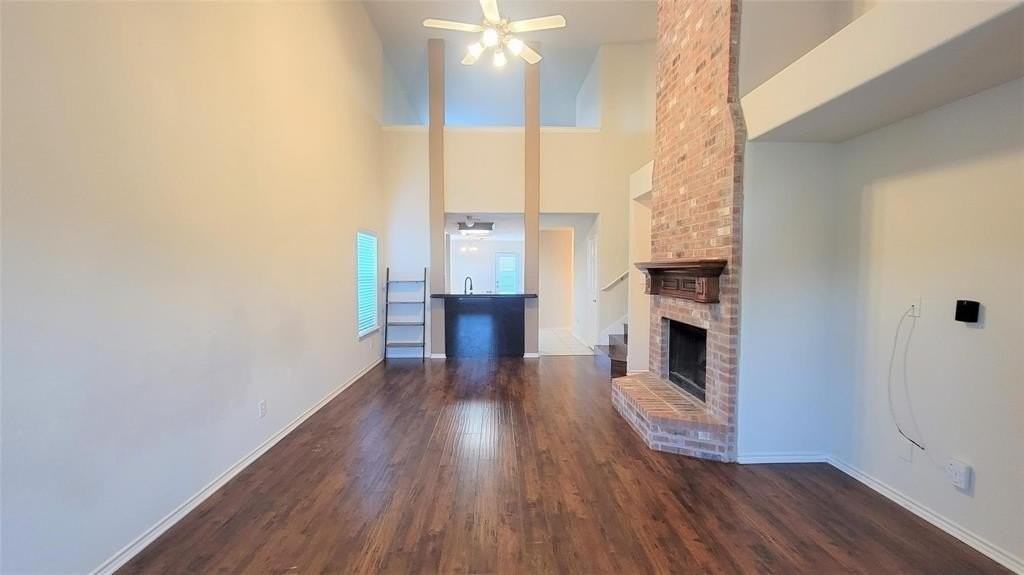 1214 E Oak St - Photo 6 of 26