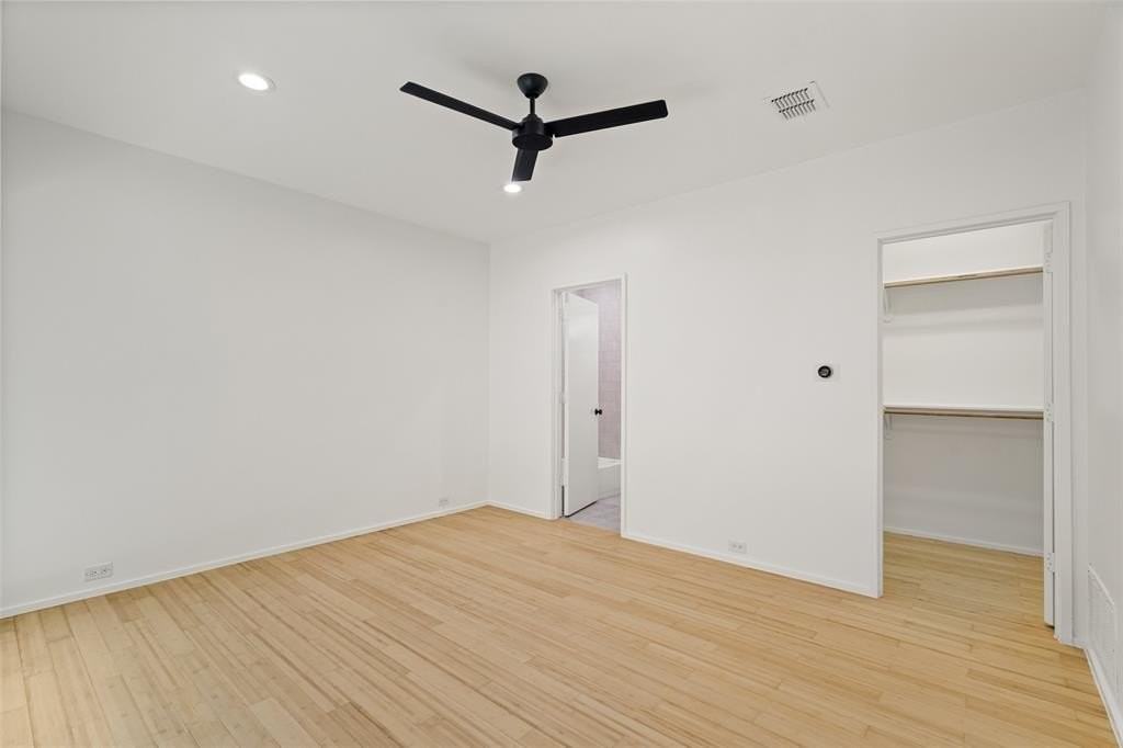 4230 Munger Ave #A - Photo 3 of 26