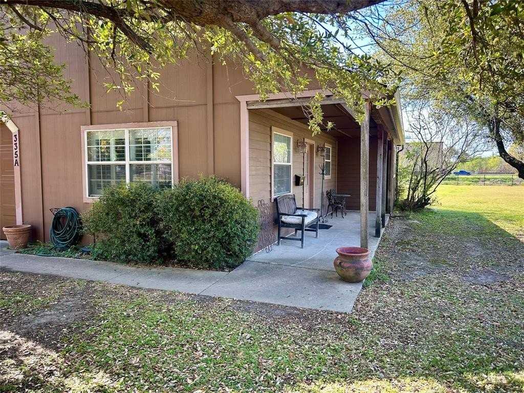 335 Donna Dr #A - Photo 2 of 22