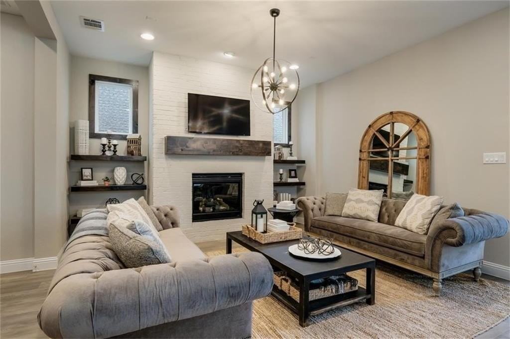 8043 Sunflower Ln - Photo 6 of 30