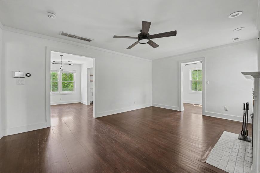 2352 Second Ave - Photo 5 of 10