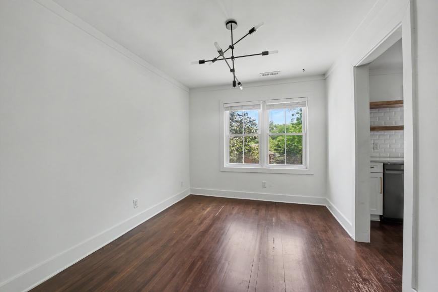 2352 Second Ave - Photo 6 of 10