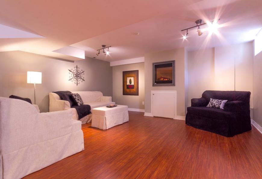 900 Somerville Terr - Photo 2 of 6