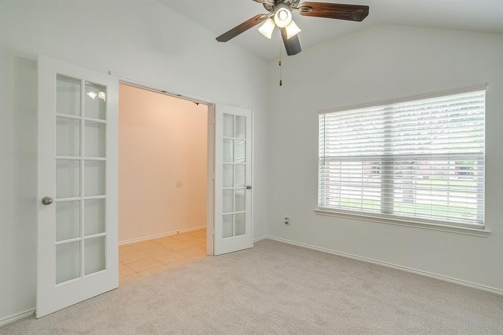 15712 Landing Creek Ln - Photo 6 of 20
