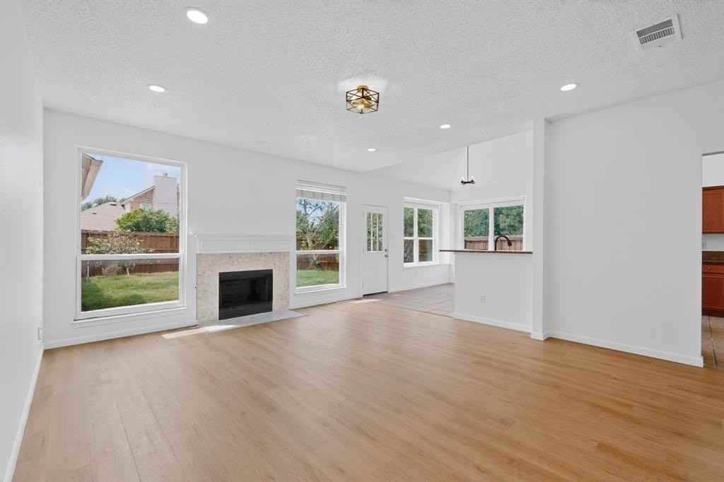 7807 Kristina Dr - Photo 6 of 33