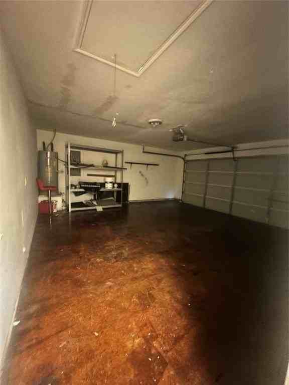1213 Gardenia Ln - Photo 5 of 15