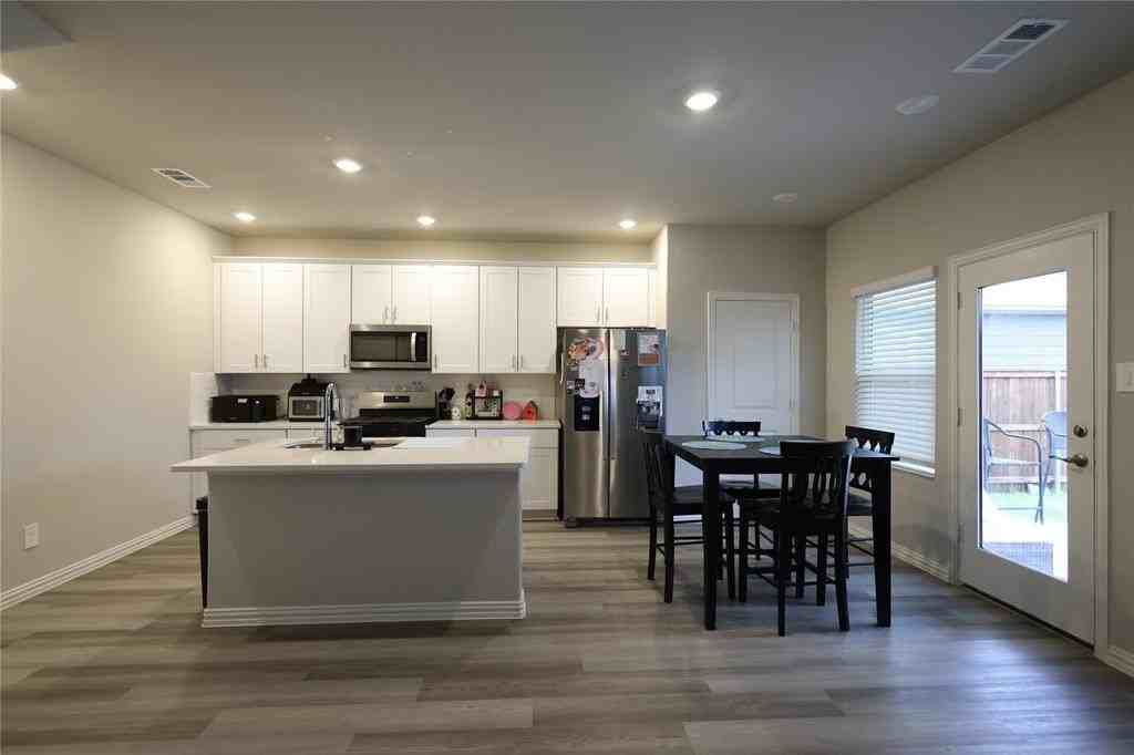 3815 Cisco Dr - Photo 5 of 22
